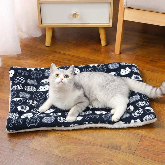 Thicken Cat Mat Breathable Flannel Cat Sleeping Mat Soft Dog Cushion for Small Dog Winter Warm Cat Blanket Snuffle mat dog Puppy